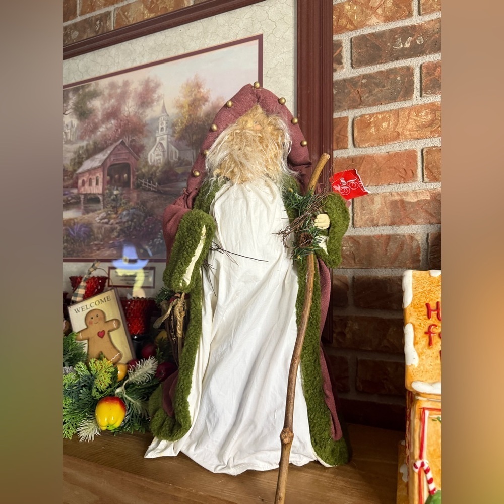 Vintage Holiday Santa Claus Tree Topper with Green and Red Accents